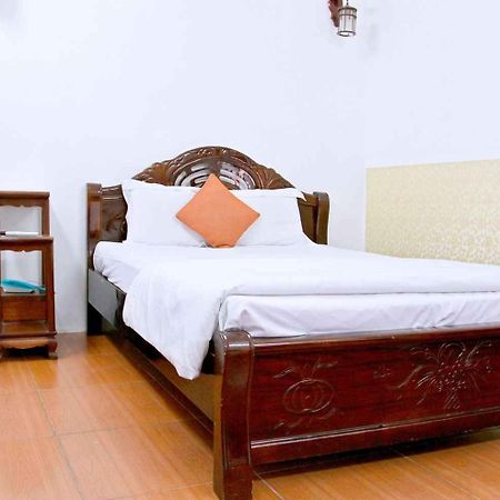Hoang Cuong Hotel 15 Nguyen Thai Hoc Hanoi Esterno foto