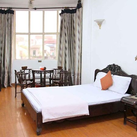 Hoang Cuong Hotel 15 Nguyen Thai Hoc Hanoi Esterno foto