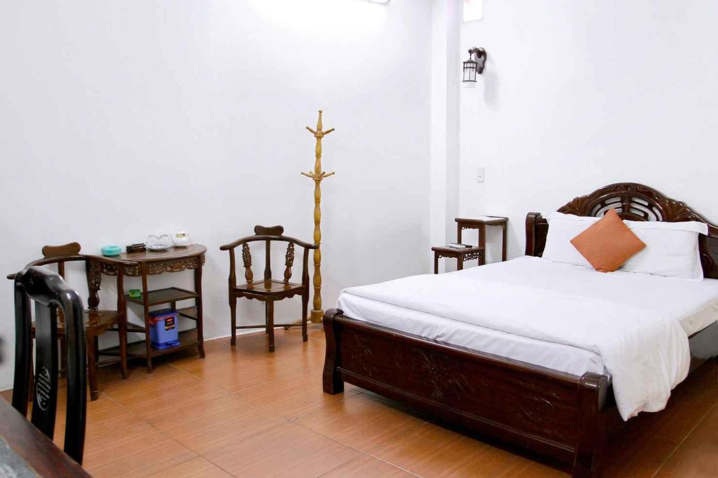 Hoang Cuong Hotel 15 Nguyen Thai Hoc Hanoi Esterno foto