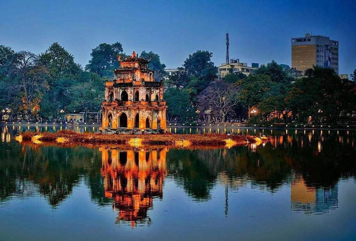 Hoang Cuong Hotel 15 Nguyen Thai Hoc Hanoi Esterno foto